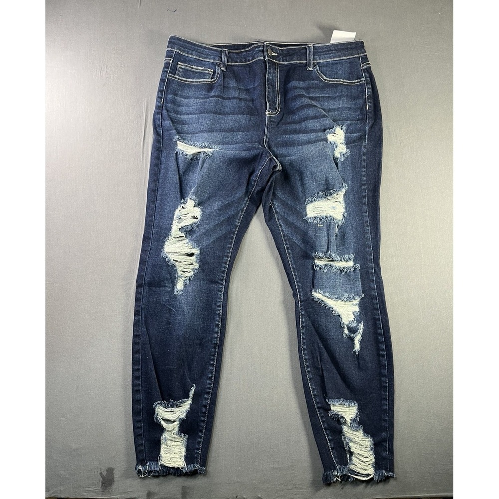 Fashion Nova Skinny Denim Blue Jeans Mid-Rise Medium Wash Women's Size 18 NWT